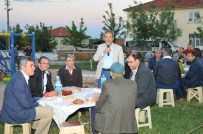 YALÇıN SEZGIN - Akşehir Belediyesi Saray Mahallesi Halkını İftarda Buluşturdu