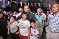 İFTAR SOFRASI - Başkan Uysal'a Çocuklardan İlgi