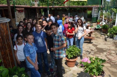 Bayırköy'de Başarılı Öğrenciler İçin Bursa Gezi Turu Düzenlendi