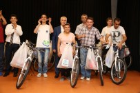 KARNE HEDİYESİ - Bozbey'den Özel Öğrencilere Bisiklet