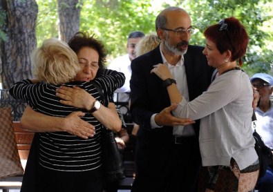 Hakkı Devrim Son Yolculuğuna Uğurlanıyor