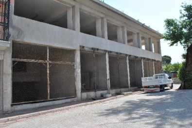 İncirliova'da Hamam Kompleksi Tamamlanıyor