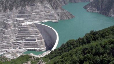 Türkiye'nin En Yüksek Barajı Deriner'den Ülke Ekonomisine Büyük Katkı