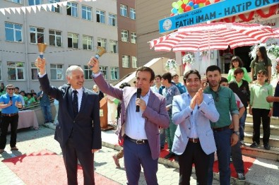 Başkan Genç, Öğrencilerin Karne Heyecanına Ortak Oldu