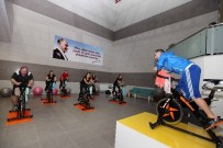 TURGUT ÖZAKMAN - Başkent'in Spor Üssü 'Yenimahalle'