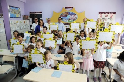 Çanakkale'de 72 Bin Öğrenci Karne Aldı