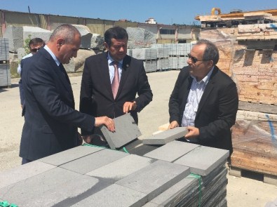 Cumhurbaşkanı Başdanışmanı Belediye Şantiyesini Gezdi