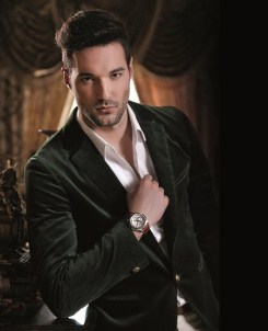 Dünyanın Peşinde Olduğu Özel Üretim Saat Babalar Günü İçin Türkiye'de