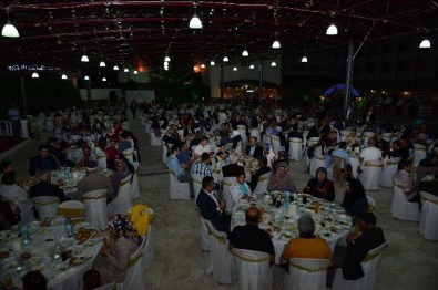 Gaziler Ve Şehit Aileleri İftar'da Buluştu