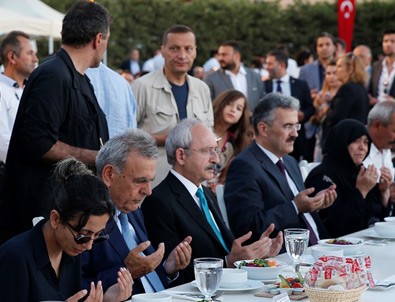 Kılıçdaroğlu'nun iftar yemeğinde koruma bolluğu