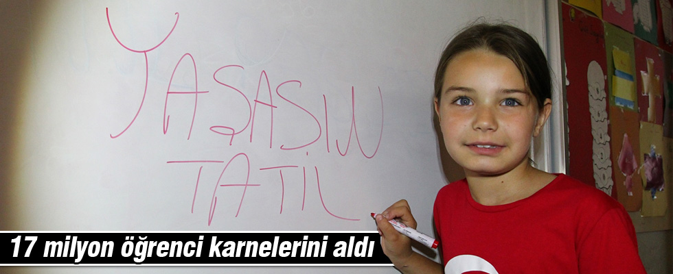 Öğrencilerin karne heyecanı