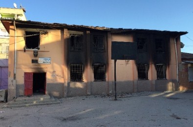 Yaklaşık 200 Bin Öğrenci Terör Dolayısıyla Eğitimini Tamamlayamadı