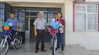 KARNE HEDİYESİ - TEOG'da Başarılı Öğrencilere Bisiklet