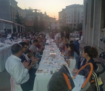 25 Yıllık Geleneksel İftar Yemeği