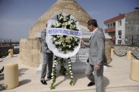 Gelibolu'daki Rus Anıtında Anma Töreni Düzenlendi