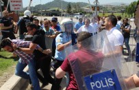 SIYAH ÇELENK - İşçilerle Sendika Yetkilileri Birbirine Girdi