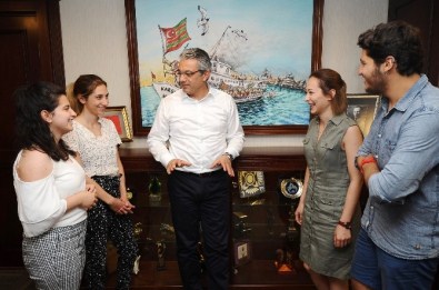 Karşıyaka'nın Filizleri Avrupa Yolcusu