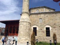 İMAM HATİPLER - Tarihi Yaşar Bey Camii Restore Edilip İbadete Açıldı