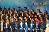 SEZAI KARAKOÇ - Ahmet Erdoğan Sağlık Hizmetleri Meslek Yüksekokulu Mezunlarını Uğurladı