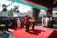 RESMİ KARŞILAMA - Erdoğan'dan, Kenya'nın İlk Başbakanı Kenyatta'nın Mezarına Ziyaret