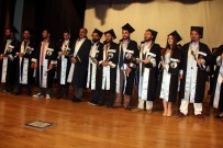 ERÜ İletişim Fakültesi'nde Mezuniyet Heyecanı