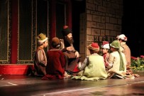 ADEM YAZıCı - Fatih Ve Fetih Oyununa Yoğun Katılım