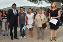 NIYAZI ULUGÖLGE - Foça Halk Eğitim Merkezi'nden Yılsonu Sergisi