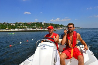 İstanbul'da Plaj Sezonu Açıldı