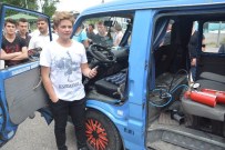 BLUETOOTH - Liseli Genç Babasının Minibüsüne Cep Telefonu Komutuyla Çalışan Ve Hareket Eden Sistem Yaptı