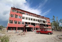 İDRIS KAYA - Yüksekova'daki 9 Okul Yıkılarak Yerine Yenileri Yapılacak