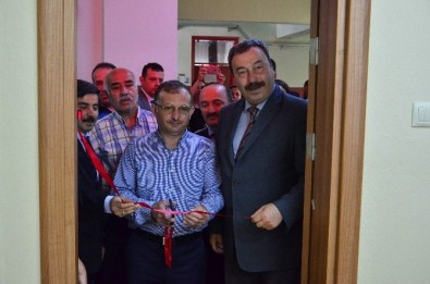 Şehit Polislerin İsimleri Kütüphanelerde Yaşatılacak