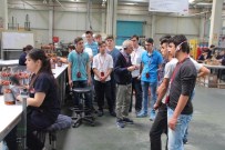 ENDÜSTRI MESLEK LISESI - Soma Endüstri Meslek Lisesi Öğrencileri İzmir Sanayisini Gezdi