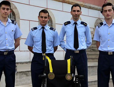 ABD'deki robot yarışmasında Türkiye'nin gururu oldular