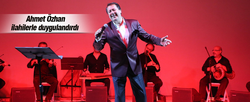 Ahmet Özhan sevenleriyle buluştu