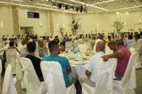 BIRSEN KAYA - Bağlar Belediyesi Muhtar Ve İmamlarla İftarda Buluştu