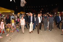 KALICI KONUTLAR - Başkan Keleş Ramazan Sokağını Gezdi