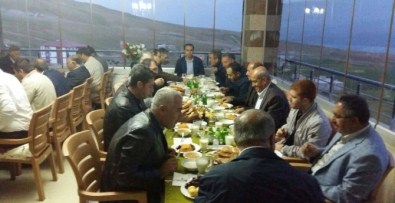 Kaymakam Erkan Ve Başkan Aksoy, Çekmece Köyündeki İftar Yemeğine Katıldı