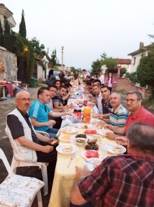 Mahalle İftarı Coşku İçinde Yapıldı