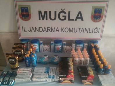 Milas'ta Kozmetik Hırsızları Yakalandı