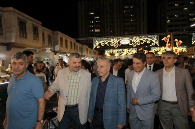 Vali İle Başkan Ramazan Sokağı'nda