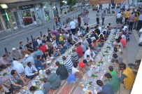 İFTAR SOFRASI - Adıyaman'da Ki Mülteciler İftar Sofrasında Buluştu