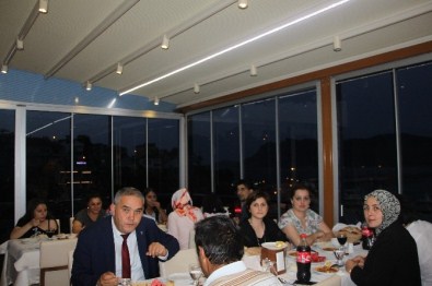 Amasra Belediyesinden Yetimlere İftar