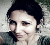 Anne Ve Babasını Öldüren Hemşireye Ceza Yağdı