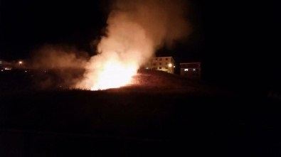 Baruthane Tepesi'nde Çıkan Yangın Korkuttu