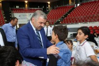 YETİM ÇOCUKLAR - Başkan Çelik İftar Programında Yetimlerle Bir Araya Geldi