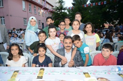 Başkan Külcü, Çocuklarla İftar Sofrasında Buluştu