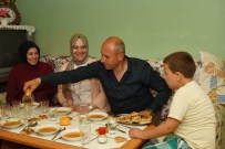 MANEVIYAT - Başkan Togar Açıklaması 'İftar Sofralarını Paylaşıyoruz'