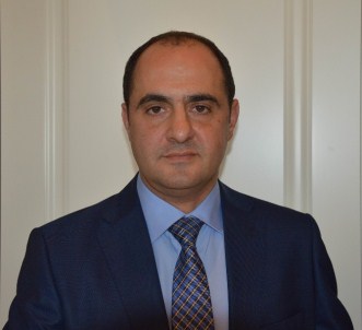 DÜ Rektörlük Seçimlerinde En Genç Aday