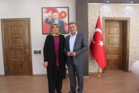 YARIŞMA PROGRAMI - Emsal Teyze Yeni Yarışma İçin Davet Edildi