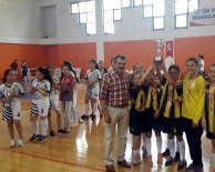 Minik Kız Hentbol Takımının Büyük Başarısı